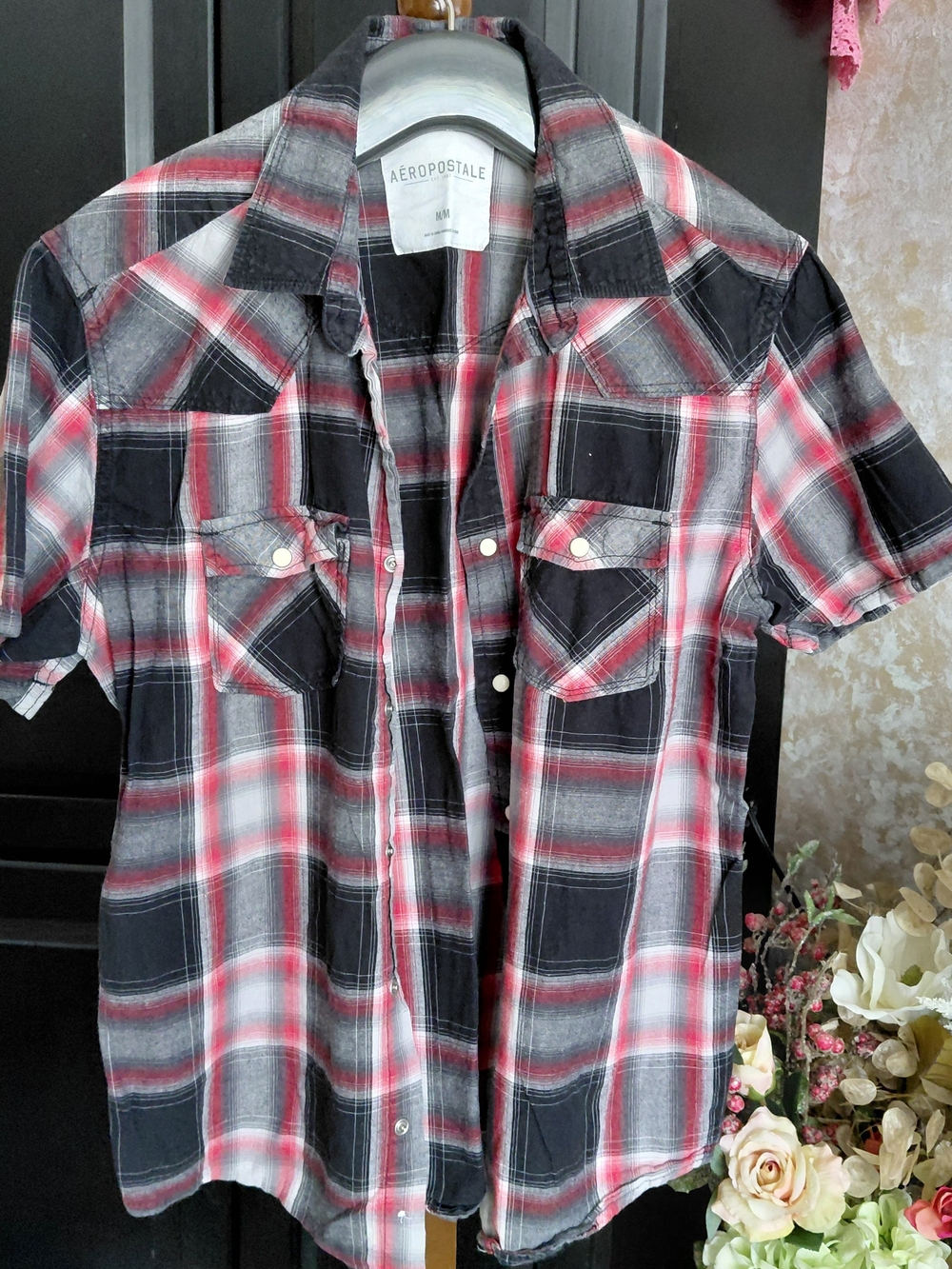 Aeropostale Black, Red & White Plaid Short-Sleeve Button-Down Shirt